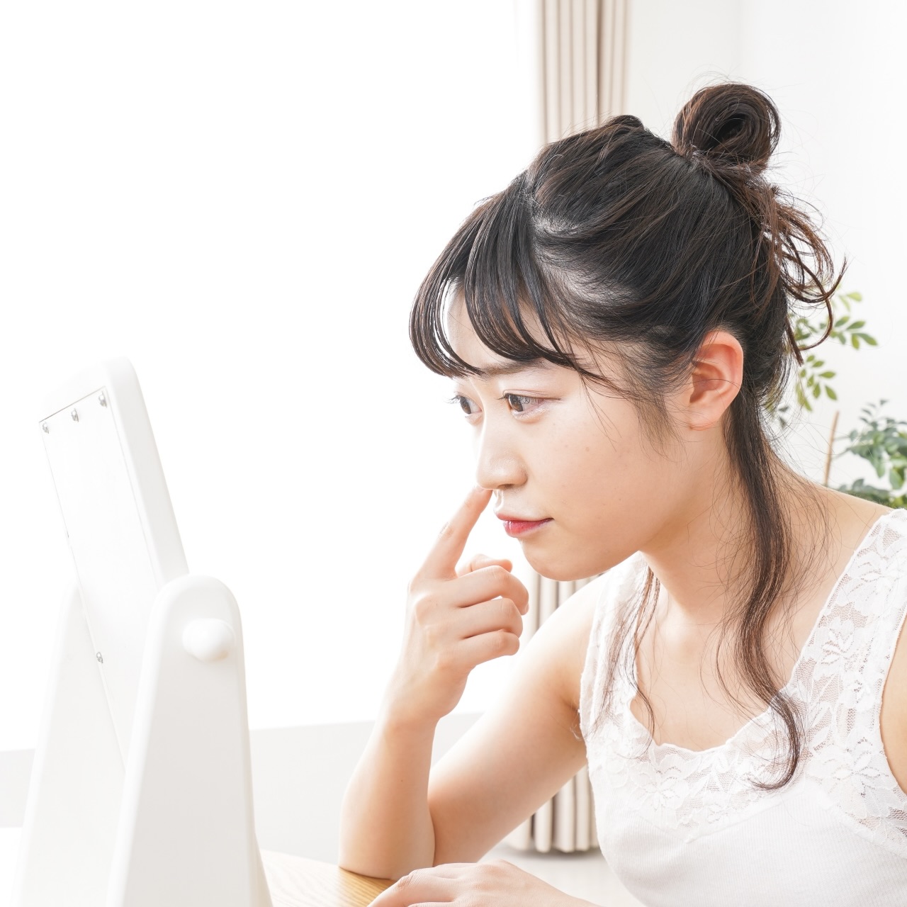 【ザラザラのいちご鼻は卒業!】黒ずみ毛穴のおすすめケアは?